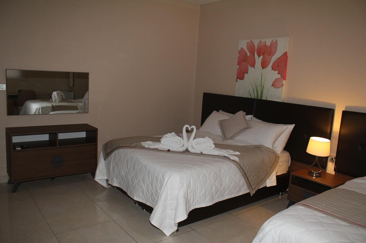 Murex Plaza Hotel & Suites Monrovia Exterior foto